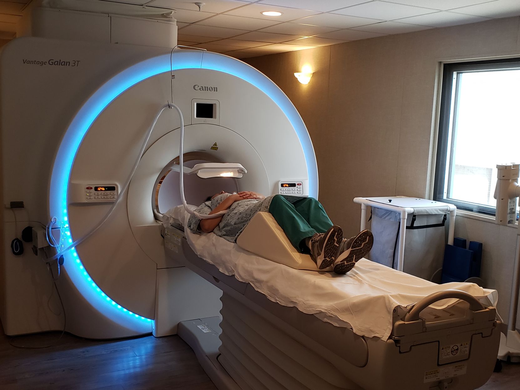 Pioneers Hospital unveils 3 Tesla MRI to the Valley